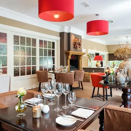 Dennenheuvel Hotel 4*