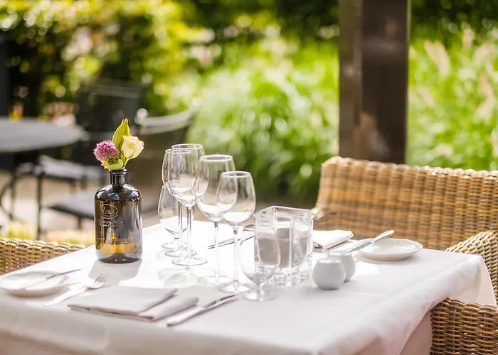 Hotell Dennenheuvel 4*